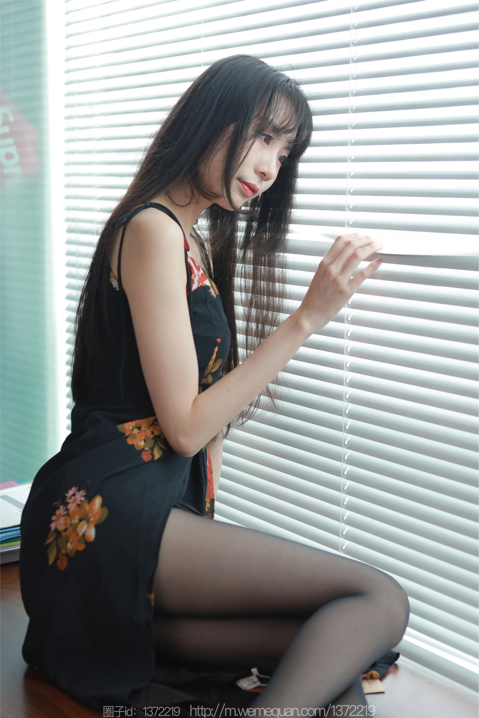 IESS异思趣向  2023.04.28 丝享家 1435 团团《黑色高跟鞋》